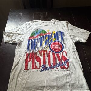 Abercrombie & Fitch NBA Logo T-Shirt